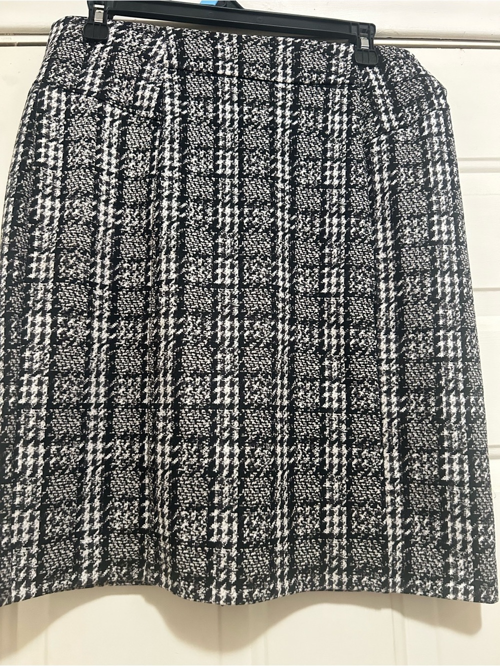 MICHAEL Michael Kors
Size 8 Skirt
Black and White Plaid Women's Skirt
